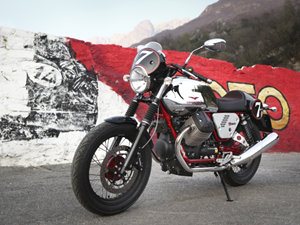 摩托古兹Moto Guzzi V7 Racer图片
