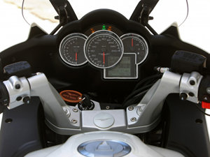 摩托古兹Moto Guzzi NORGE 1200 GT 8V图片