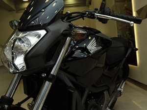 2014本田NC750S摩托车图片